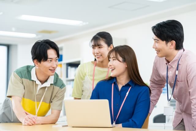 候補者の不安を取り除くための情報提供のタイミング